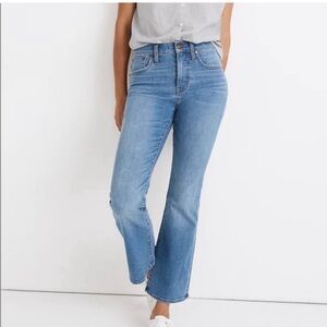 Madewell Cali Demi-Boot Jeans in Timpson Wash — size 30
